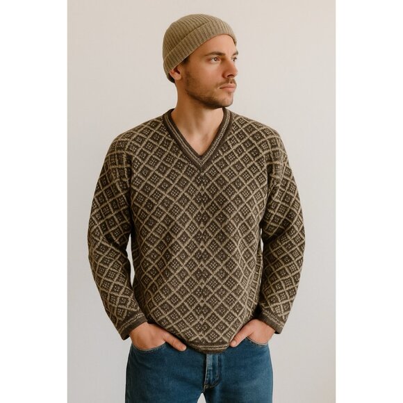 Vintage J.Crew Brown 100% Wool Oarsman Sweater V-Neck Pullover Size X-Large - Picture 2 of 9